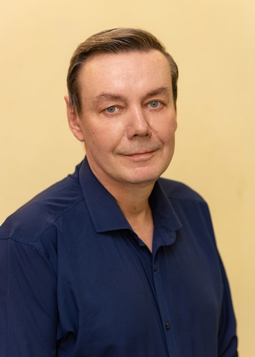 Гарин Игорь Николаевич.