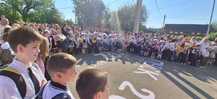 ТОРЖЕСТВЕННАЯ ЛИНЕЙКА.